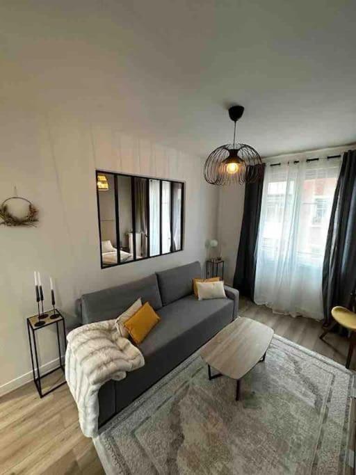 Apartamento Le Saint-Mande Elegant Et Pratique, Metro 1 A Deux Pas Exterior foto