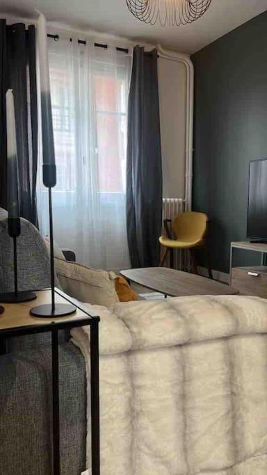 Apartamento Le Saint-Mande Elegant Et Pratique, Metro 1 A Deux Pas Exterior foto